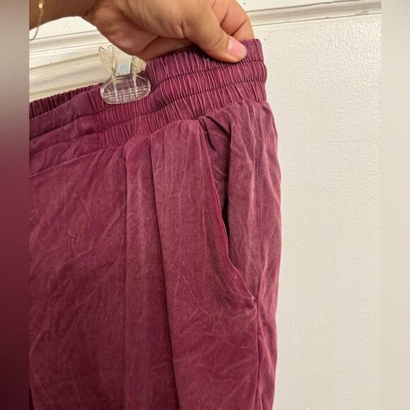 Torrid Relaxed Taper Stretch Challis High-Rise Tie-Front Pant - Picture 7 of 8